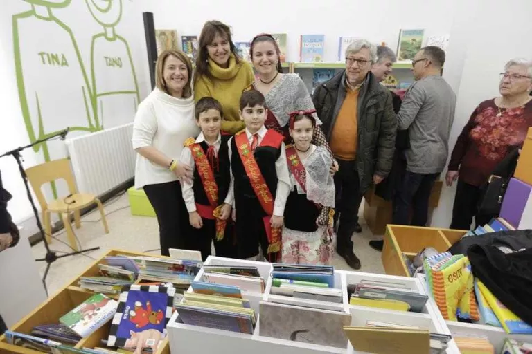 Aitona ‘estrena’ biblioteca, amb connexió a 15 milions de llibres