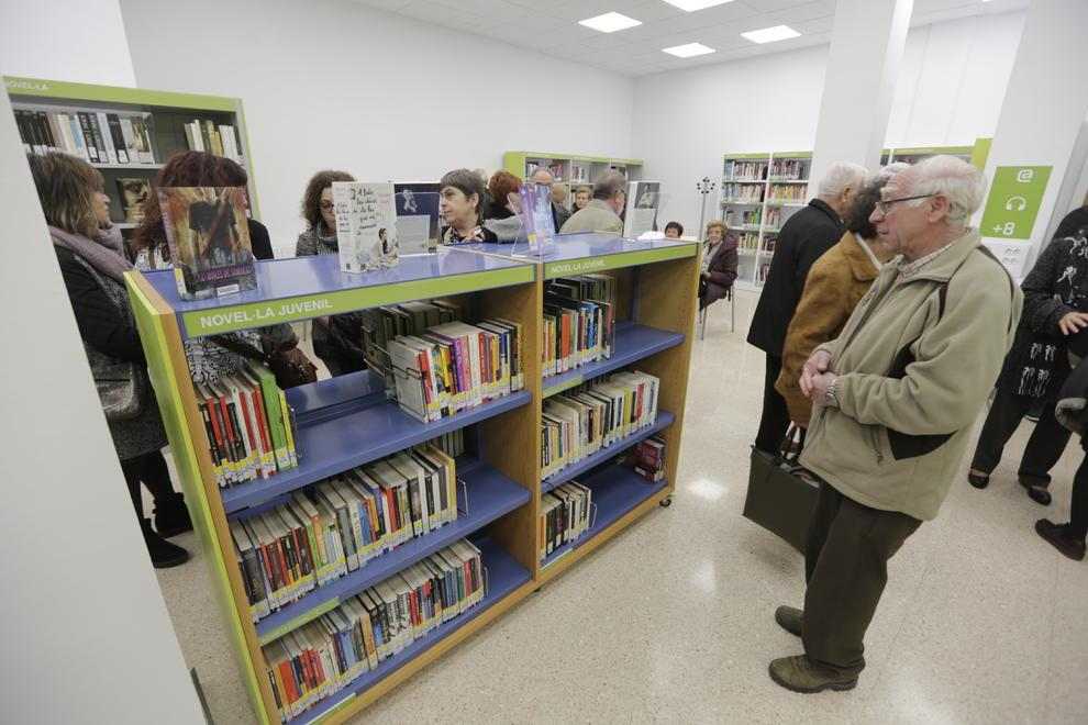 Aitona ‘estrena’ biblioteca, amb connexió a 15 milions de llibres