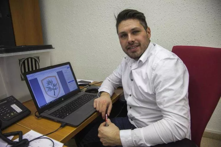 La Fuliola recupera el seu escut tradicional