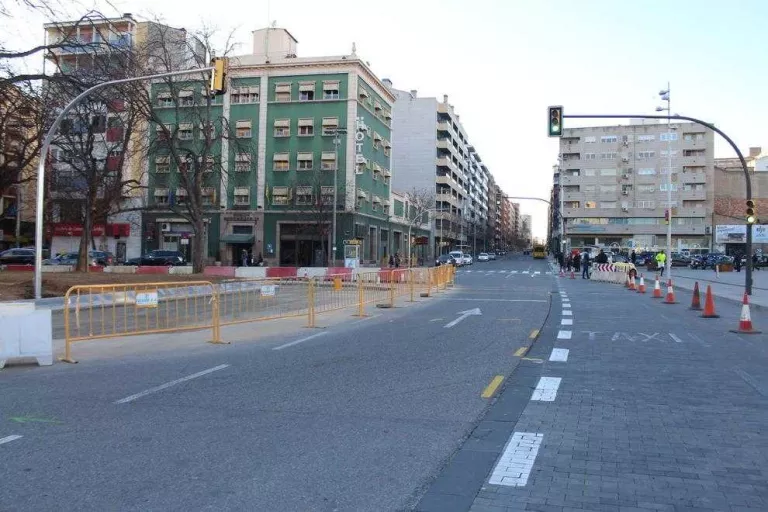 Tall de Príncep de Viana per habilitar dos carrils per sentit