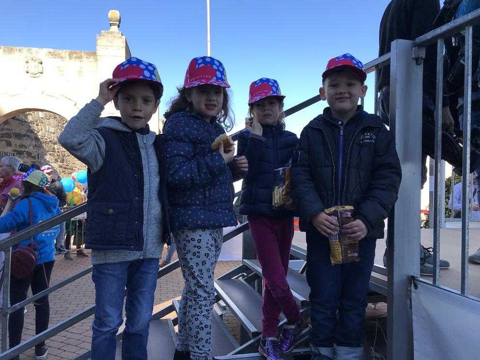 Unes 6.000 persones es posen la gorra per conscienciar sobre càncer infantil