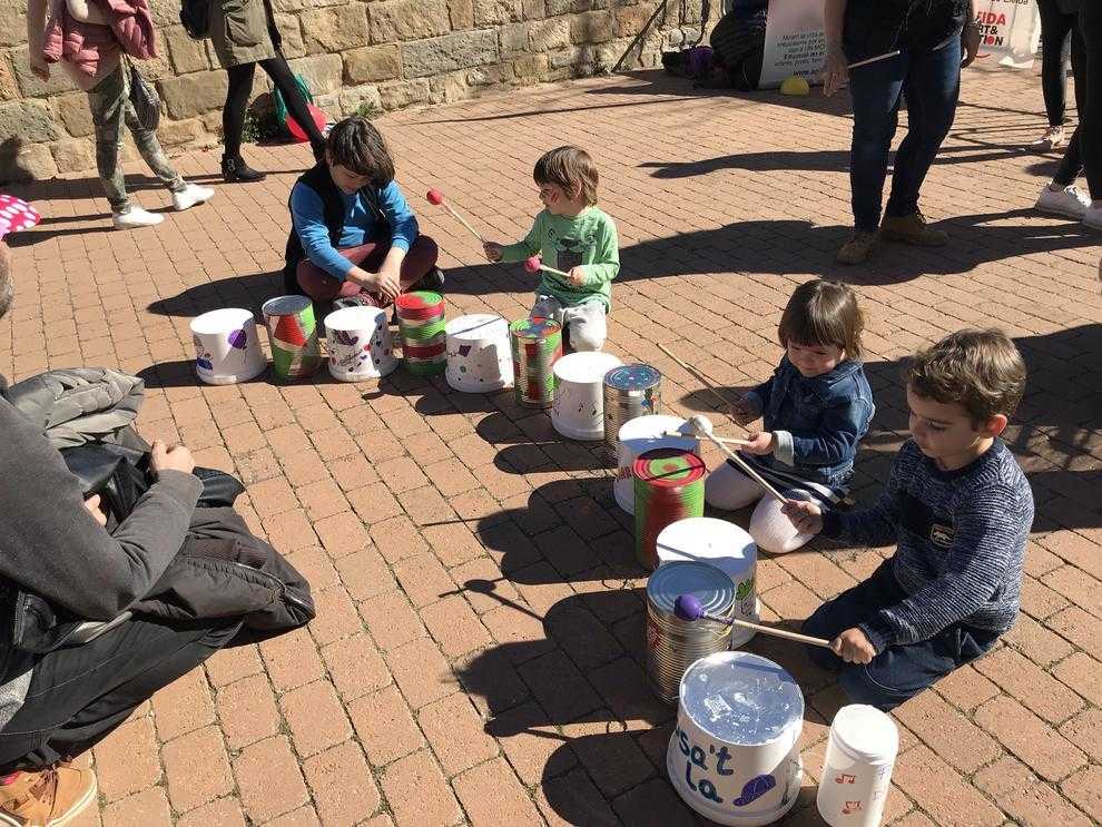 Unes 6.000 persones es posen la gorra per conscienciar sobre càncer infantil