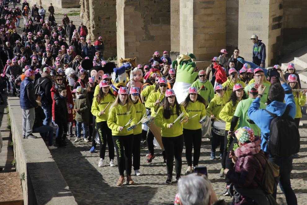 Unes 6.000 persones es posen la gorra per conscienciar sobre càncer infantil
