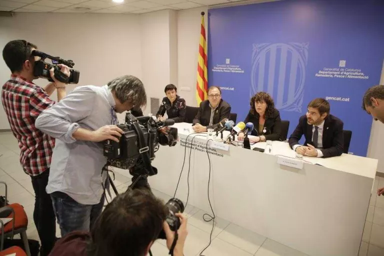 Agricultura promet assumir els 10 milions de l'arrancada de fruiters