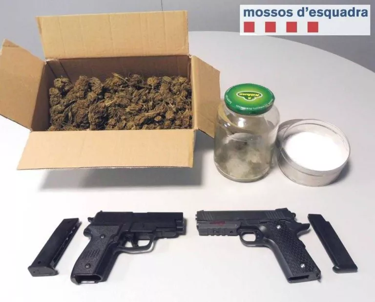 Dos detinguts per tràfic de drogues i amenaces a Guissona