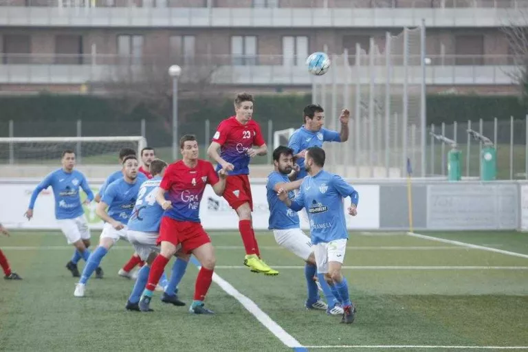 El Torrefarrera perd malgrat dominar amb 10