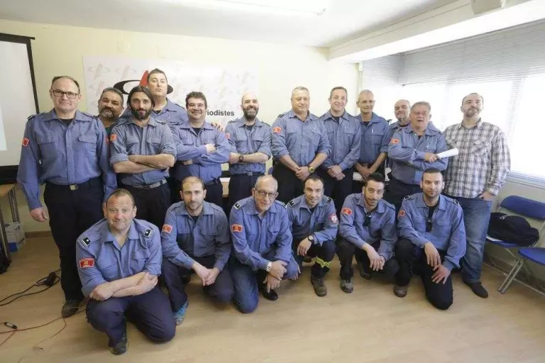 Només un de cada tres bombers voluntaris pot anar a emergències