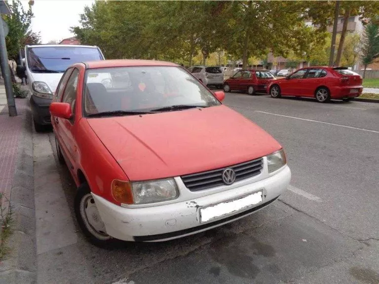Fraga retira 78 vehicles del carrer abandonats des de l'any passat