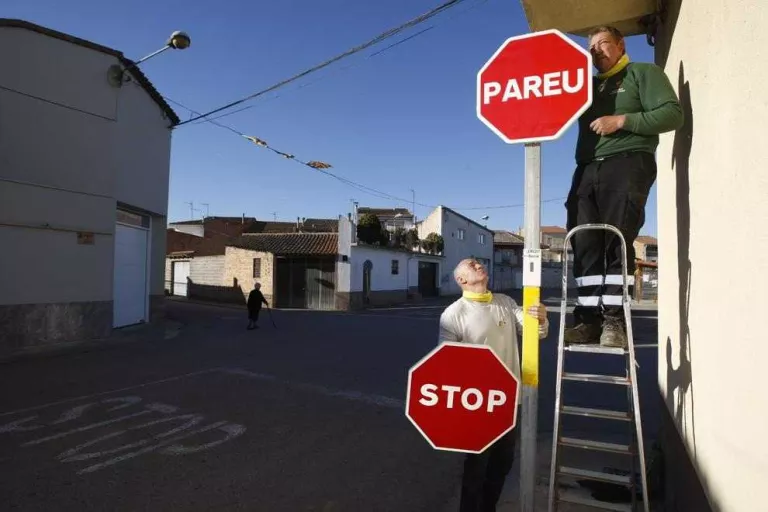 Torrelameu instal·la ja els primers senyals de ‘Pareu’