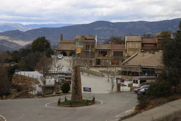 Tiurana renuncia a noves cases pels elevats costos d’urbanització