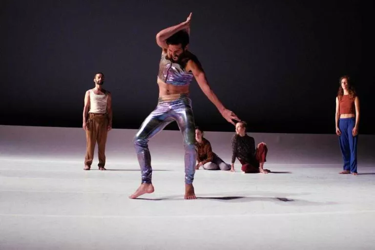 Fusió de dansa contemporània i flamenc, el dia 17 a la Llotja