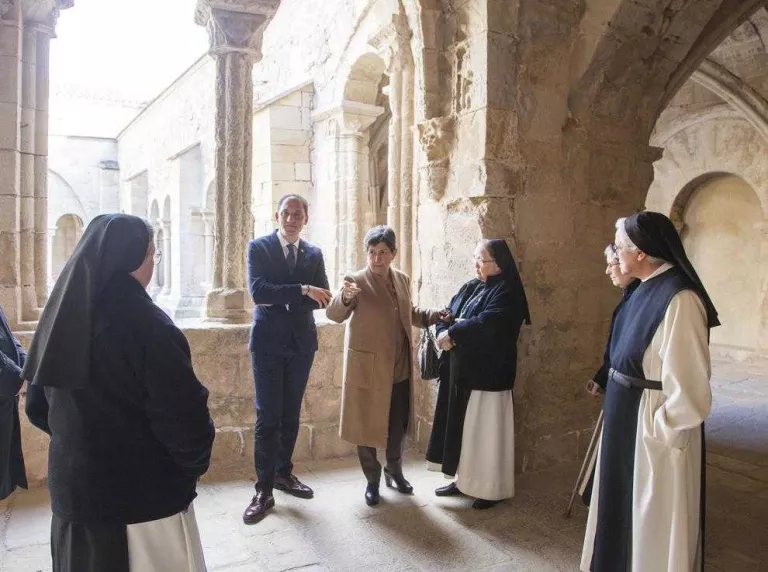 Vallbona acabarà a la tardor la restauració de l’edifici