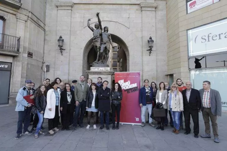 Asens: “La guerra de símbols oculta un Govern inoperant”