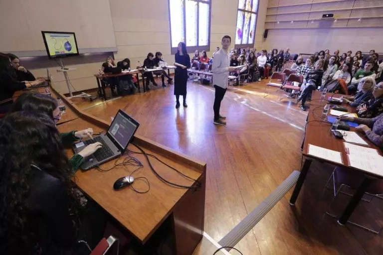 Una trentena d’alumnes al Dictat Plurilingüe de la UdL