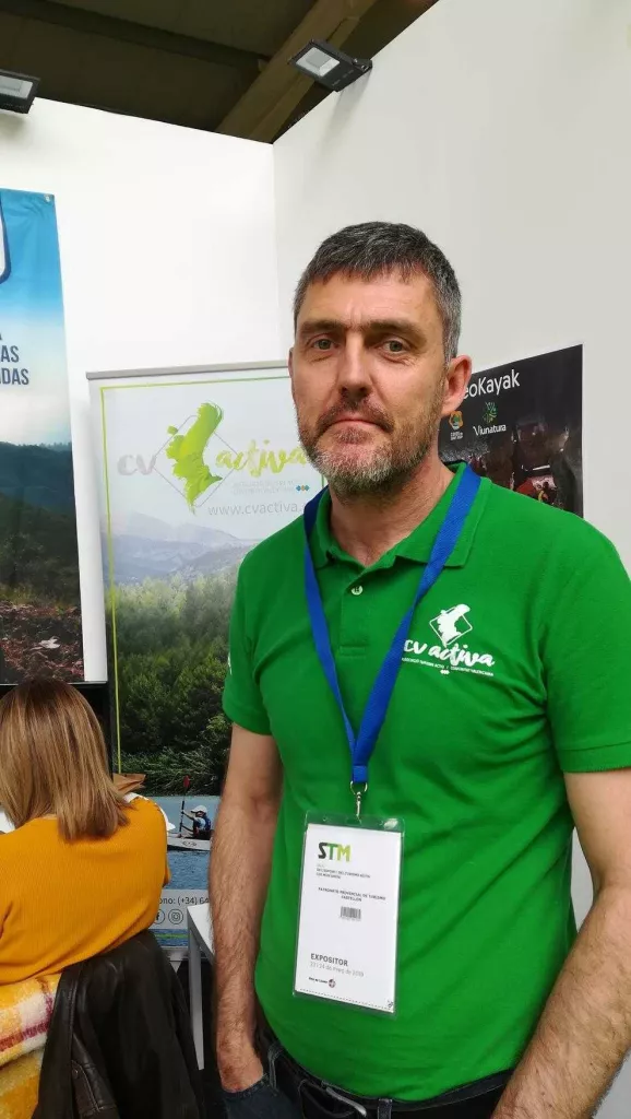 Centenars de persones visiten Petitàlia durant el primer dia