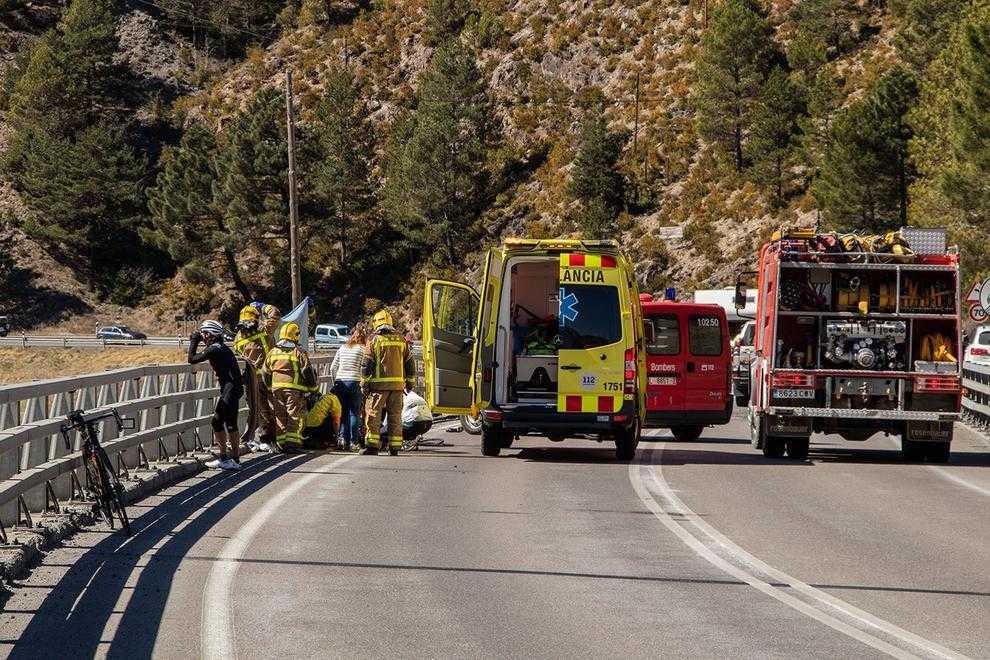 Mor un ciclista atropellat per un cotxe que va envair el seu carril a Martinet