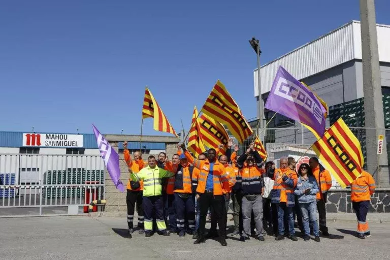 Els toreros de la San Miguel paren per l’equiparació salarial de tota la plantilla