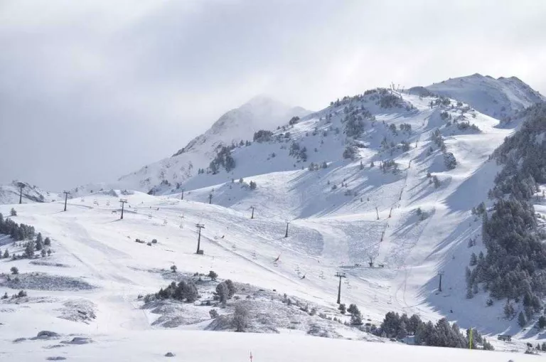 El Pirineu guanya 110 hectòmetres cúbics de neu en set dies