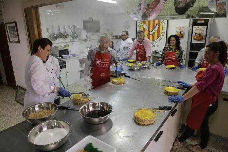 El Gremi de Forners espera superar les 180.000 mones venudes l’any passat