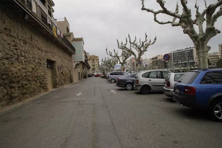 Balaguer estudia vianalitzar el Portalet i eliminar-hi els aparcaments
