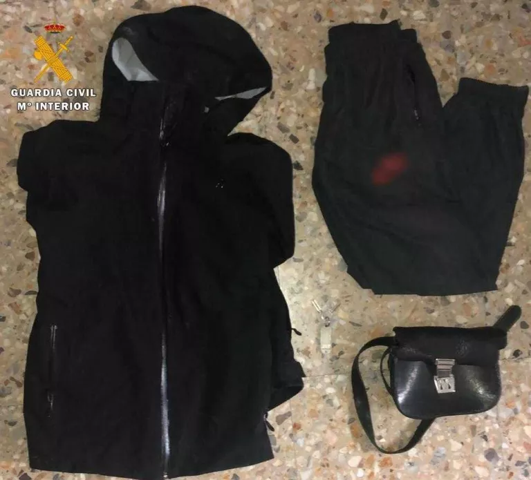 Detingut un pres escapat de Ponent per atracar una gasolinera de Fraga