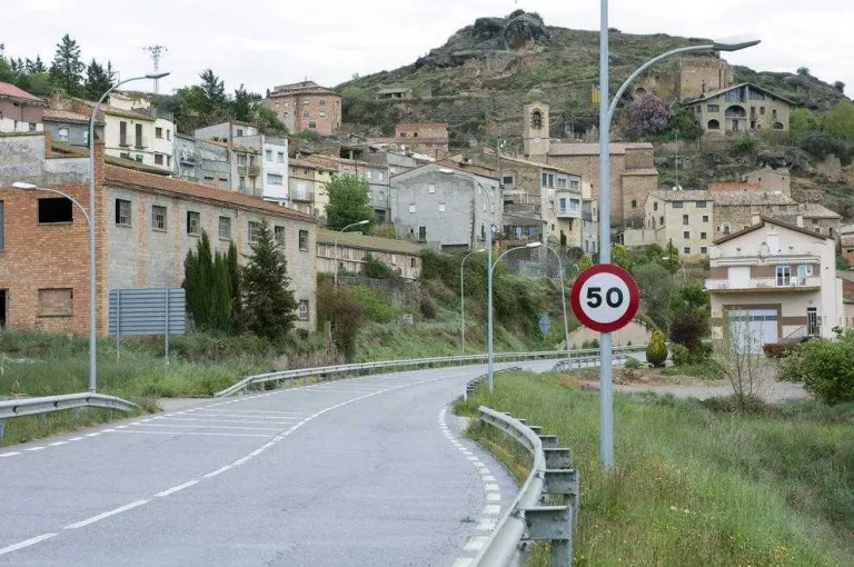 Biosca renova amb leds els més de cent fanals de l'enllumenat