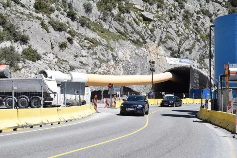 Excaven els primers 500 metres del túnel de Tres Ponts
