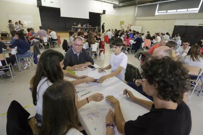 Concurs de matemàtiques en família a l'institut La Mitjana