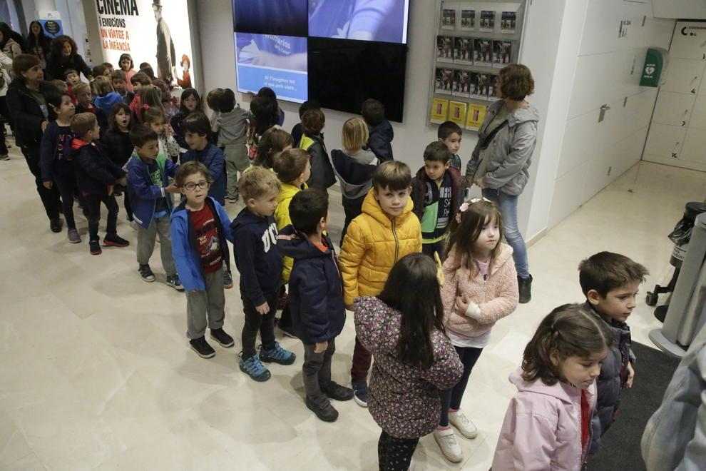 Les marionetes vencen la pluja