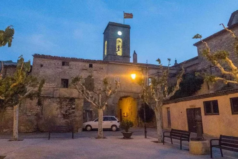 El rellotge de l'església de Tarroja torna a sonar