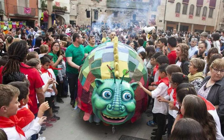 Els més petits donen inici a la festa major de Tàrrega