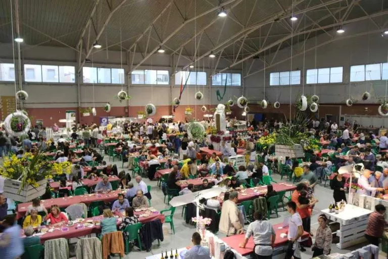 La Fira de Primavera de Tremp reuneix 130 expositors i omple els carrers de la ciutat