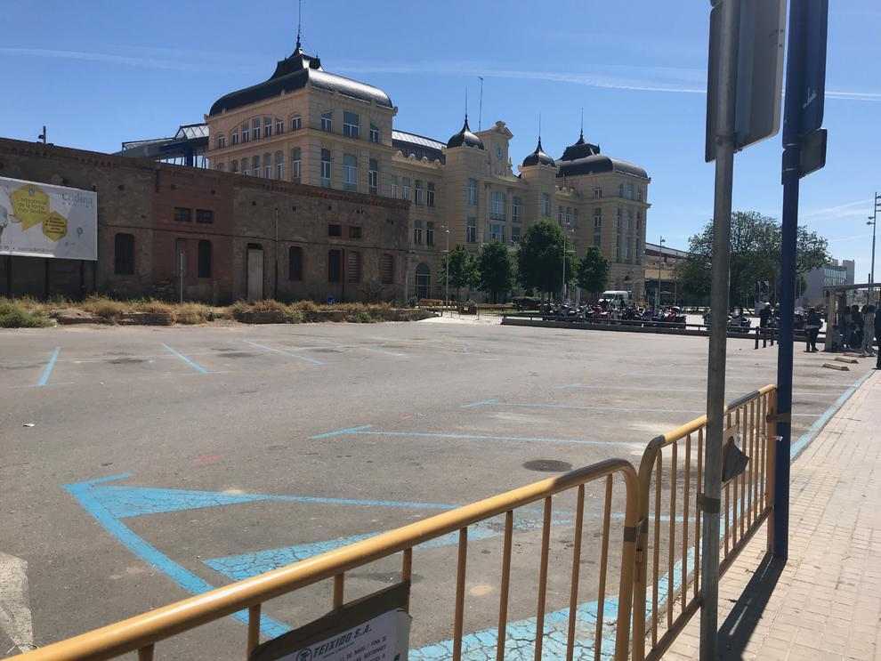 Queixes de taxistes frenen les obres de la seua nova parada a l’estació