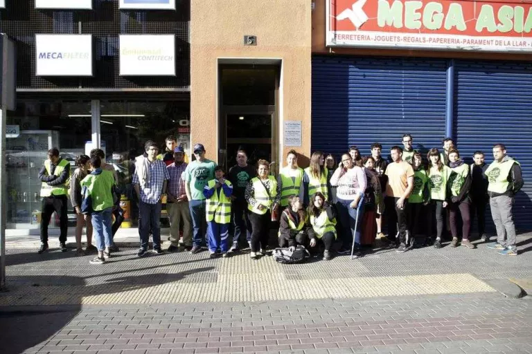 La PAH aconsegueix ajornar un desnonament fins d’aquí a 10 dies