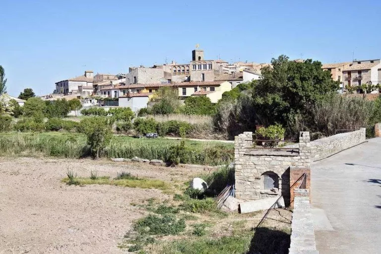 El POUM de Tarroja contempla un gran passeig paral·lel al riu