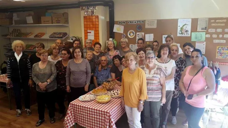 Tallers en casals per sensibilitzar sobre el malbaratament alimentari