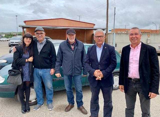 La Paeria cedeix una vintena de cotxes del dipòsit a Cuba