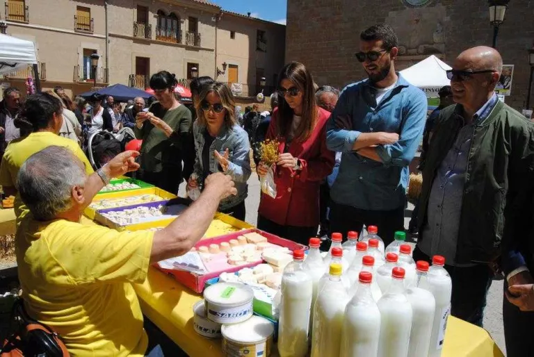 La Fira de la Camamilla de Linyola bat rècords amb 5.000 visitants
