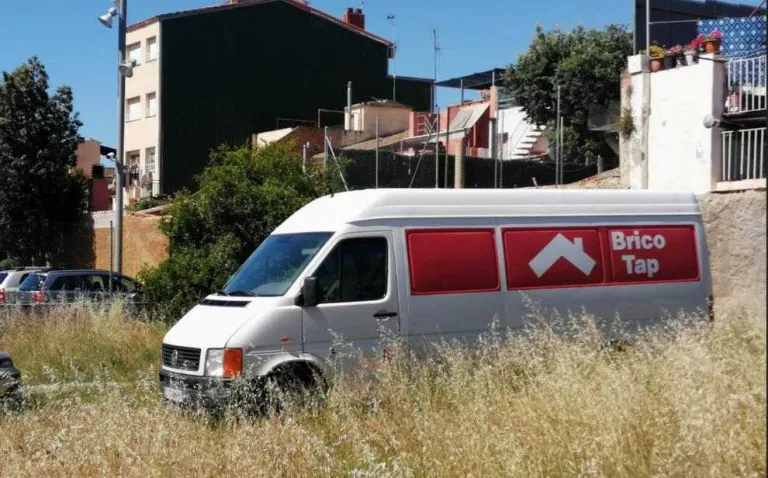 Recuperen la furgoneta que van robar a Acudam