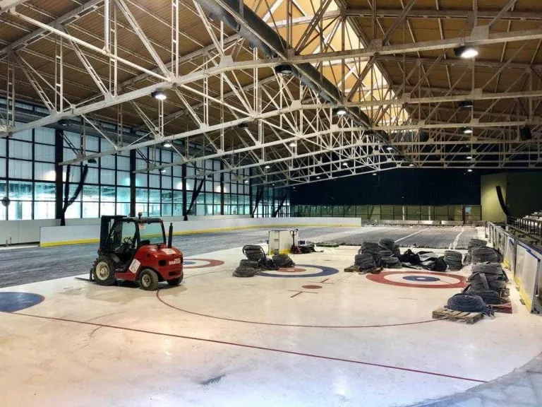 La nova pista del Palai de Gèu de Vielha, a punt el mes que ve