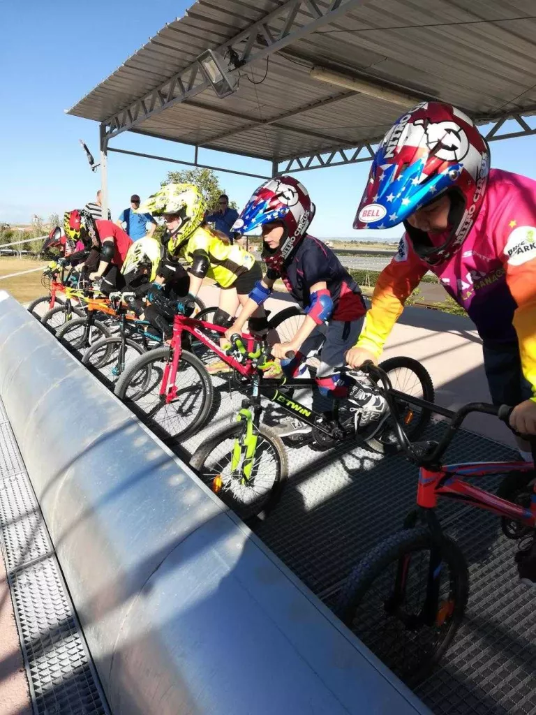 Trobada esportiva amb 700 alumnes a Vila-sana
