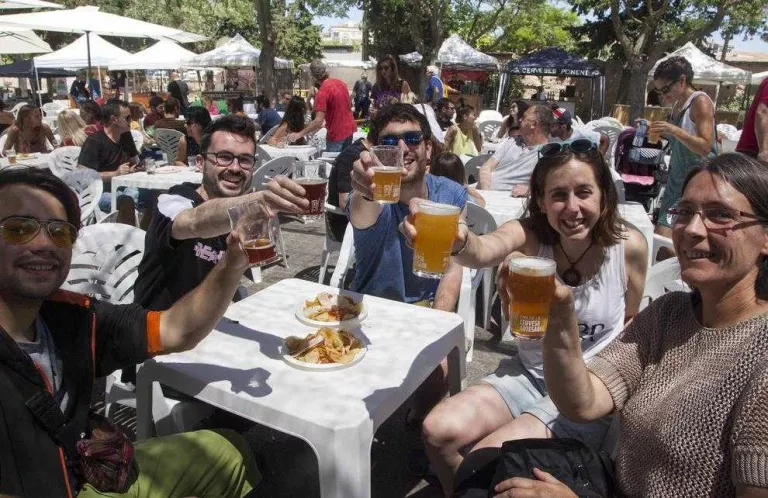La Fira de la Cervesa serveix fins a 3.700 litres de 80 varietats