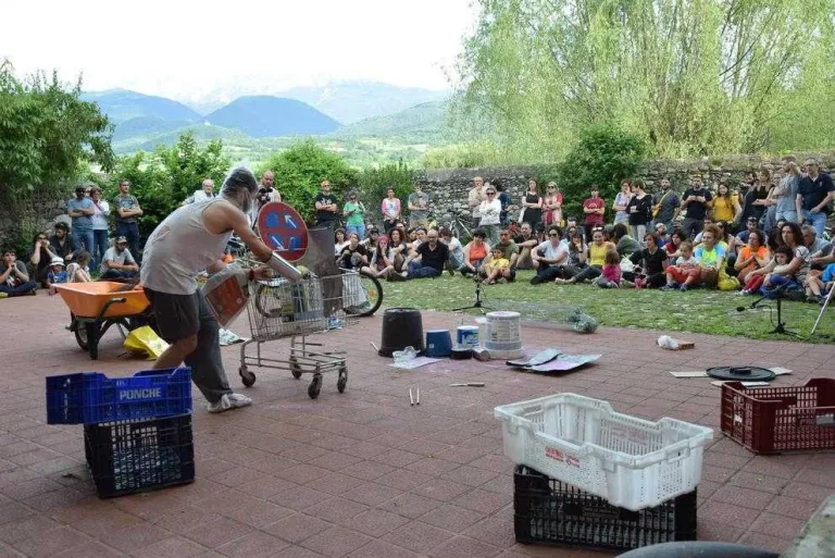 La unió d’art i bicicletes torna a la Seu d’Urgell amb Art a Pinyó