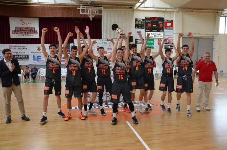 El València Basket repeteix títol a Bellpuig
