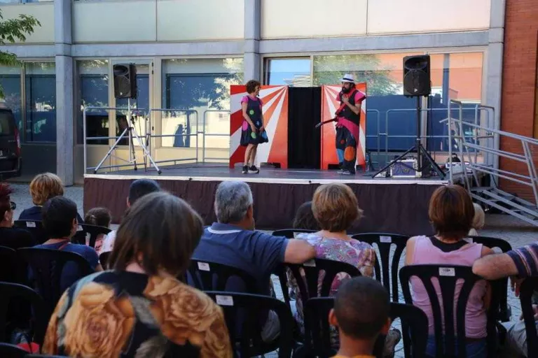Pallassos i tallers de dibuix, a les festes dels barris de Cappont i Templers-Escorxador