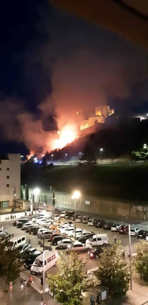 Una burilla podria haver causat l’incendi de Maials, encara que descarten intencionalitat