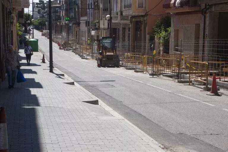 La reforma de l’avinguda Jaume Mestres d’Agramunt, llesta a l’agost