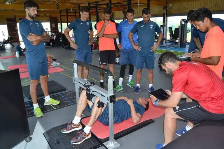 Exàmens físics per als jugadors del Lleida
