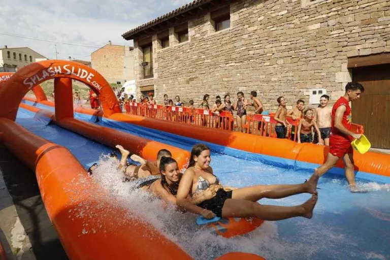 Les festes majors ja guanyen terreny