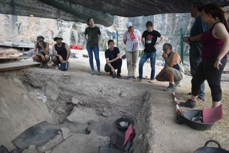 Identifiquen eines de fa 15.000 anys a Santa Linya